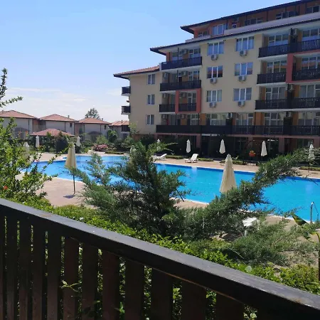 Apartcomplex Chateau * אהלוי