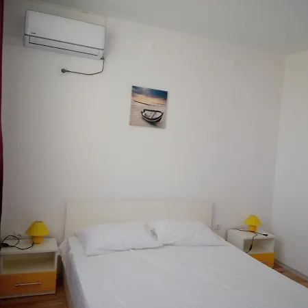 Apartcomplex Chateau Apartment Aheloy