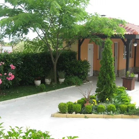 Apartcomplex Chateau Apartment *
