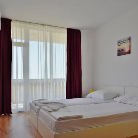 Apartcomplex Chateau Apartment Aheloy