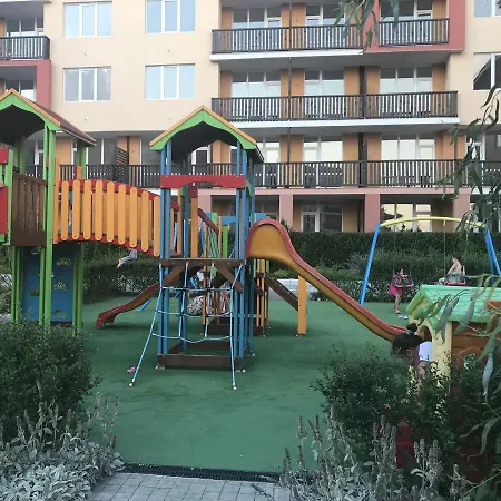 Apartcomplex Chateau Apartment *