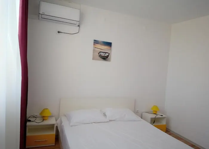 Apartcomplex Chateau Apartamento Aheloy