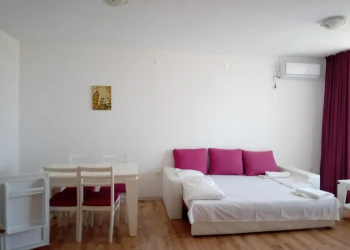 Apartcomplex Chateau Apartamento Aheloy