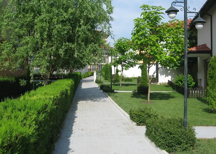 Apartcomplex Chateau * Aheloj